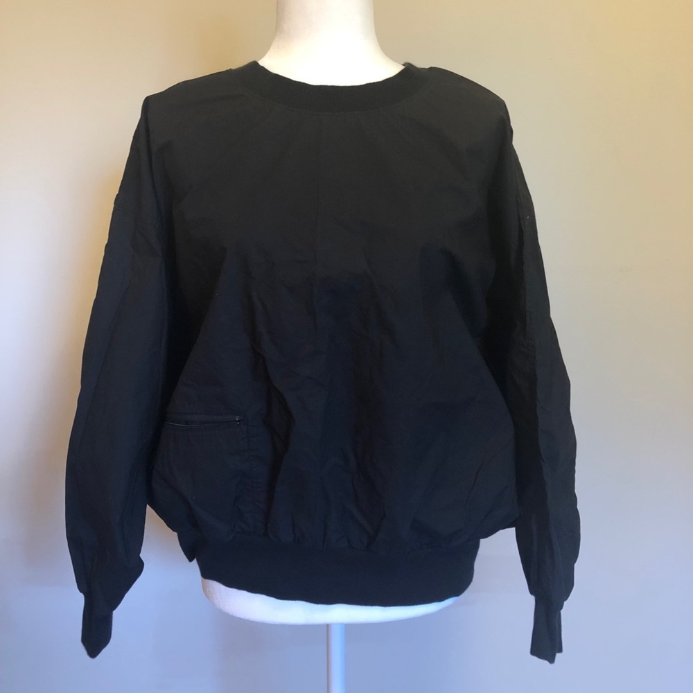 Uniqlo Black Puffy Pullover w/ Pocket